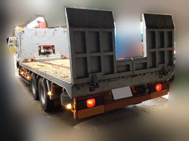 UDトラックスコンドルセーフティクレーン3段増トン（6t・8t）[写真04]