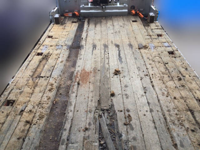 UDトラックスコンドルセーフティクレーン3段増トン（6t・8t）[写真08]