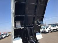 いすゞエルフダンプ小型（2t・3t）[写真09]