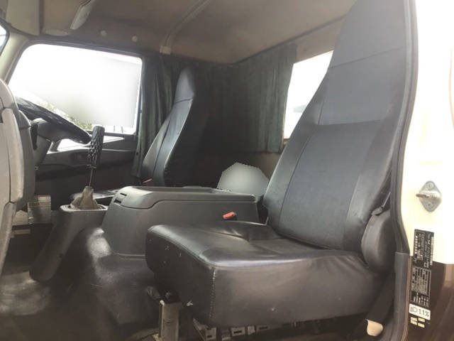 三菱ふそうファイタークレーン4段中型（4t）[写真30]