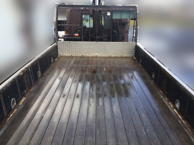 三菱ふそうファイタークレーン4段中型（4t）[写真08]