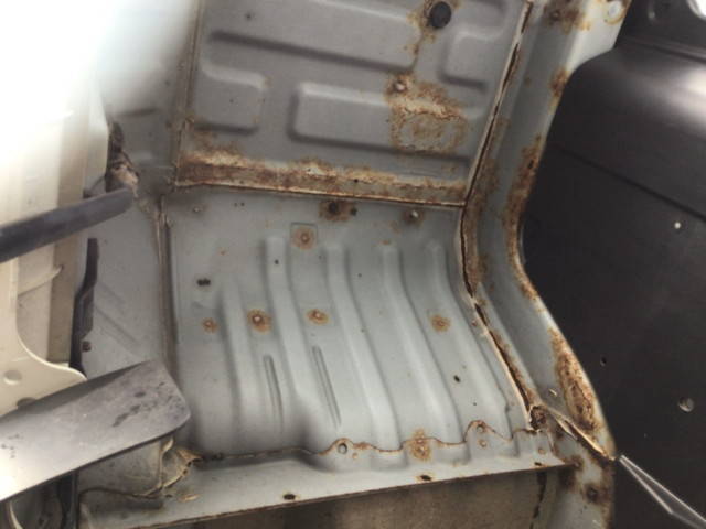 日野レンジャーアルミウイング増トン（6t・8t）[写真24]