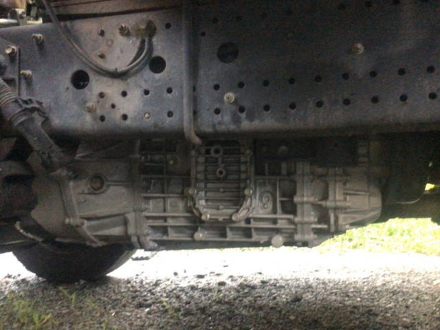 いすゞフォワード冷凍車（冷蔵車）中型（4t）[写真15]