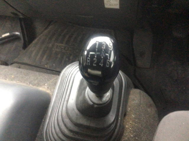 いすゞフォワード冷凍車（冷蔵車）中型（4t）[写真23]