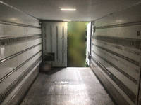 いすゞフォワード冷凍車（冷蔵車）中型（4t）[写真06]