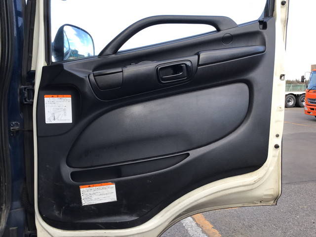 日野レンジャーアルミブロック中型（4t）[写真27]