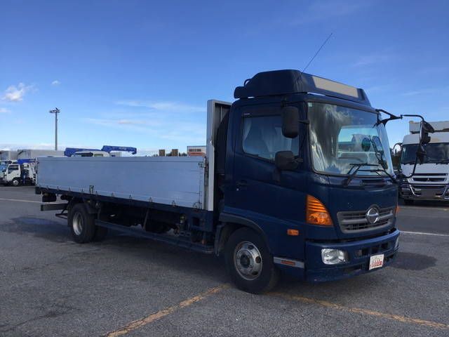 日野レンジャーアルミブロック中型（4t）[写真03]