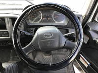 日野レンジャーアルミブロック中型（4t）[写真33]