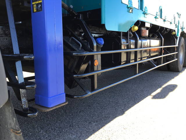 日野プロフィアクレーン4段大型（10t）[写真19]