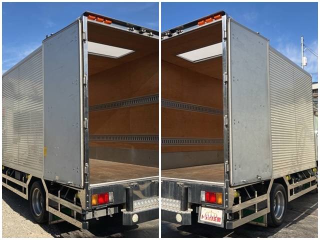 いすゞエルフアルミバン小型（2t・3t）[写真11]