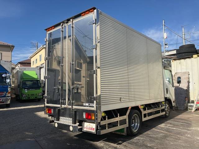 いすゞエルフアルミバン小型（2t・3t）[写真02]
