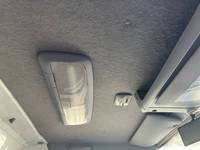 いすゞエルフアルミバン小型（2t・3t）[写真32]