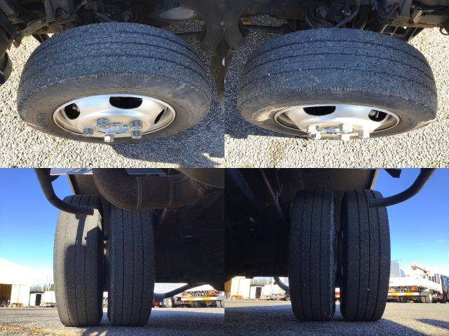 三菱ふそうキャンターバキュームカー小型（2t・3t）[写真16]