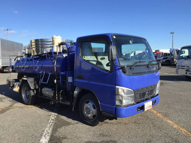 三菱ふそうキャンターバキュームカー小型（2t・3t）[写真03]