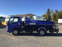 三菱ふそうキャンターバキュームカー小型（2t・3t）[写真05]