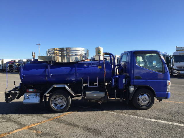 三菱ふそうキャンターバキュームカー小型（2t・3t）[写真06]
