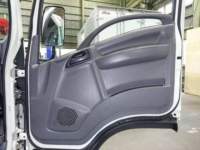 いすゞエルフアルミバン小型（2t・3t）[写真15]