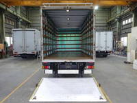 いすゞエルフアルミバン小型（2t・3t）[写真23]