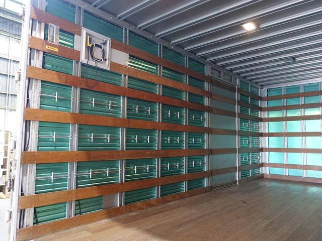 いすゞエルフアルミバン小型（2t・3t）[写真24]