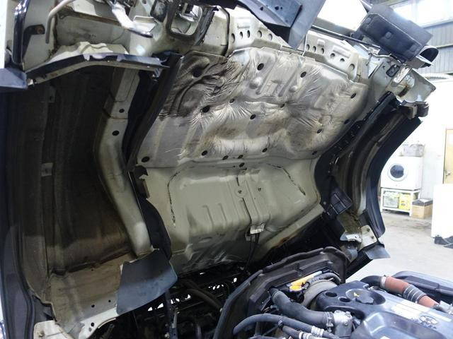 いすゞエルフアルミバン小型（2t・3t）[写真36]