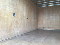 いすゞエルフアルミバン小型（2t・3t）[写真13]