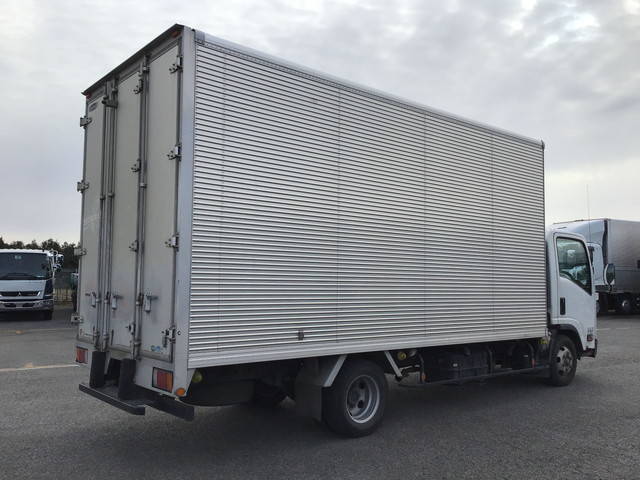 いすゞエルフアルミバン小型（2t・3t）[写真02]
