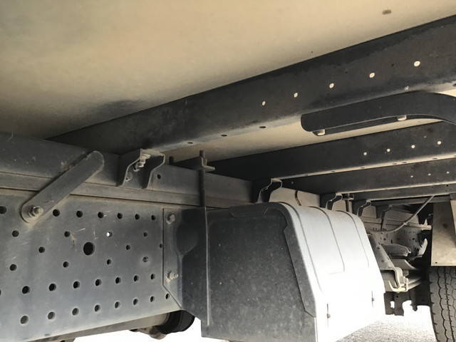 いすゞエルフアルミバン小型（2t・3t）[写真21]