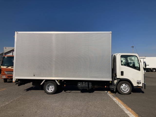 いすゞエルフアルミバン小型（2t・3t）[写真06]