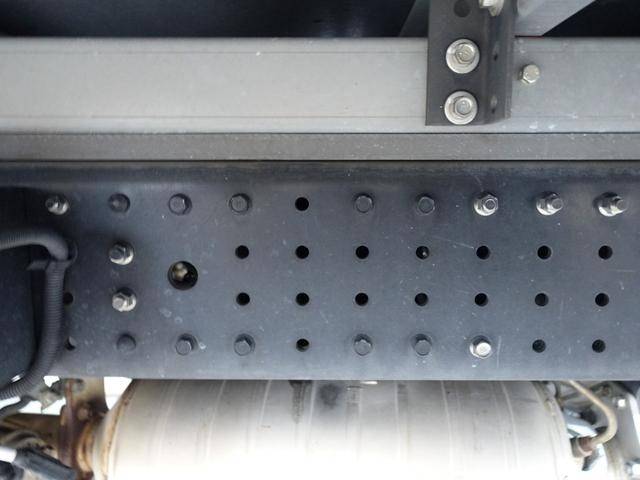 三菱ふそうキャンター冷凍車（冷蔵車）小型（2t・3t）[写真15]