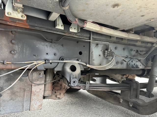 UDトラックスクオンアルミウイング大型（10t）[写真18]