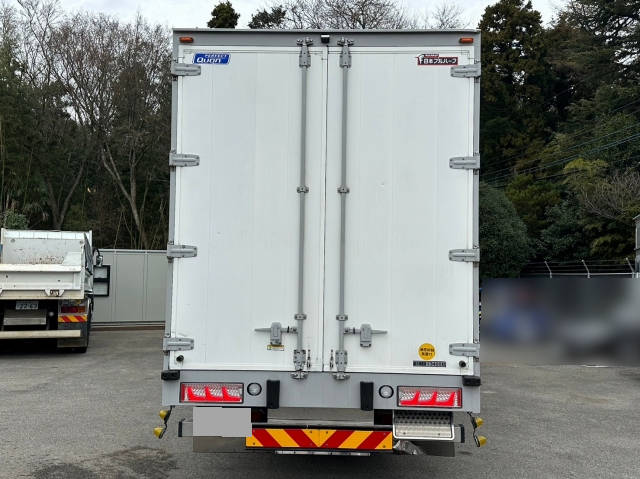 UDトラックスクオンアルミウイング大型（10t）[写真08]