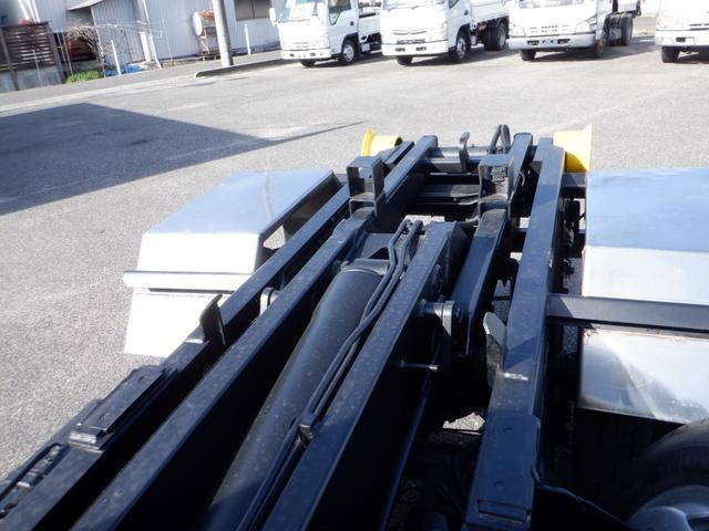 日野デュトロコンテナ専用車小型（2t・3t）[写真17]