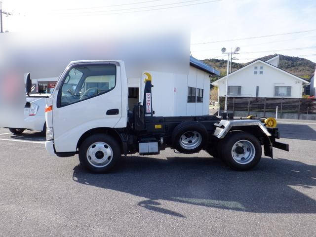 日野デュトロコンテナ専用車小型（2t・3t）[写真05]
