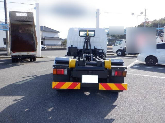 日野デュトロコンテナ専用車小型（2t・3t）[写真07]