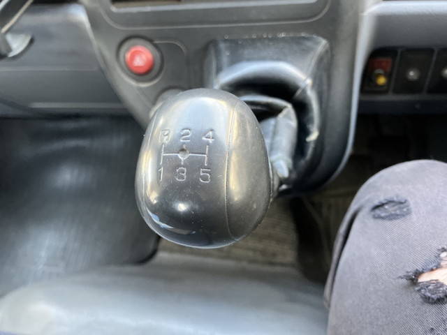 三菱ふそうキャンター高所作業車小型（2t・3t）[写真35]