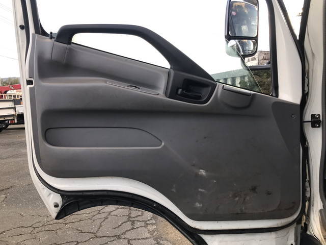 日野デュトロクレーン4段小型（2t・3t）[写真24]