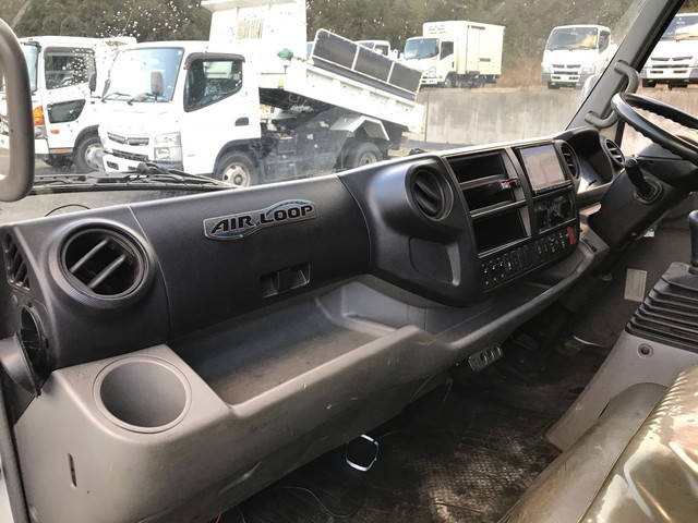 日野デュトロクレーン4段小型（2t・3t）[写真28]