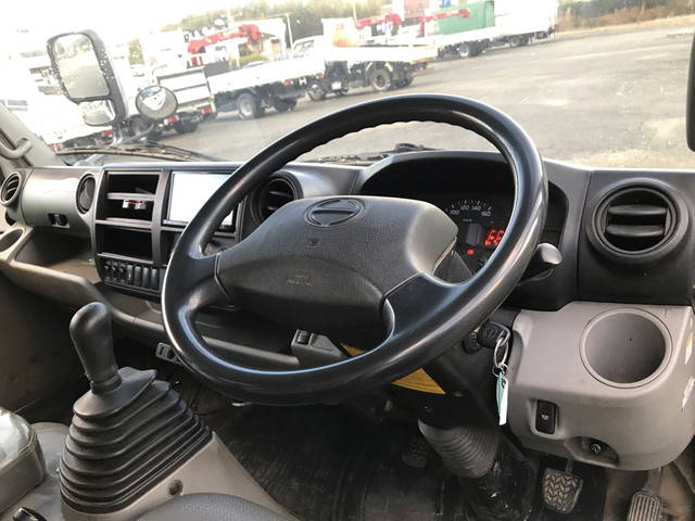 日野デュトロクレーン4段小型（2t・3t）[写真29]