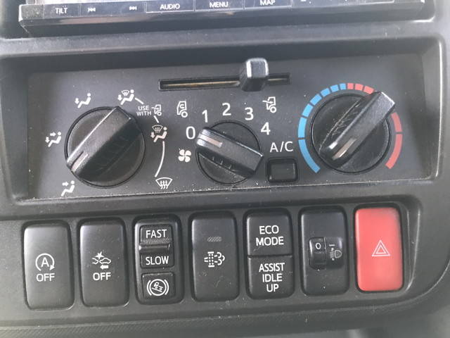 日野デュトロクレーン4段小型（2t・3t）[写真33]