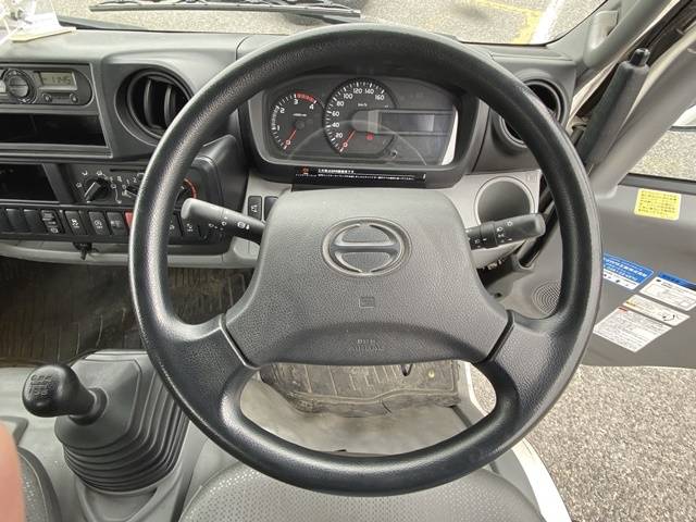 日野デュトロ高所作業車小型（2t・3t）[写真38]