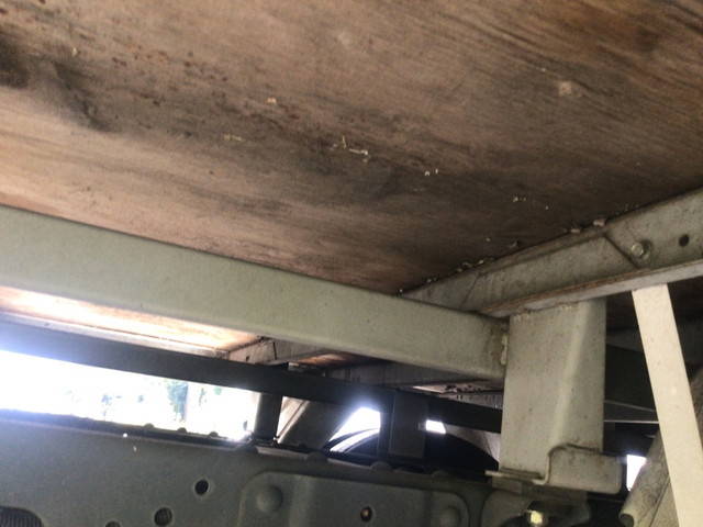 日産アトラス平ボディ小型（2t・3t）[写真10]