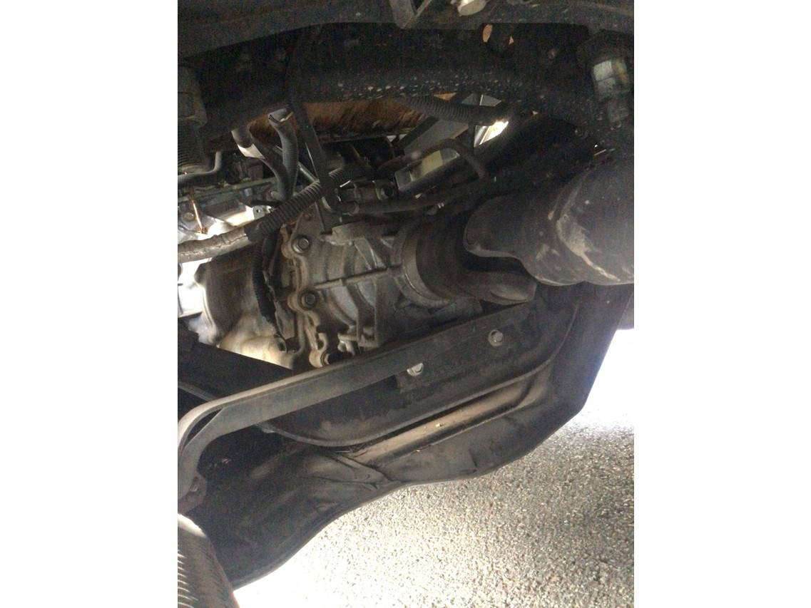 日産アトラス平ボディ小型（2t・3t）[写真14]