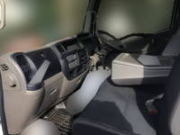 日産アトラス平ボディ小型（2t・3t）[写真22]