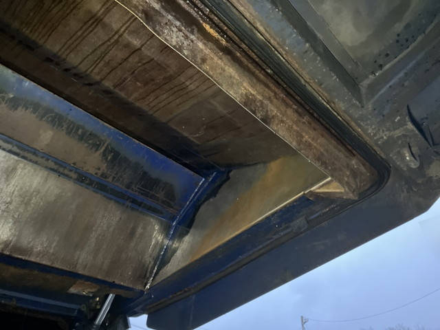 いすゞエルフパッカー車（塵芥車）小型（2t・3t）[写真13]