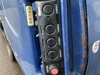 いすゞエルフパッカー車（塵芥車）小型（2t・3t）[写真15]