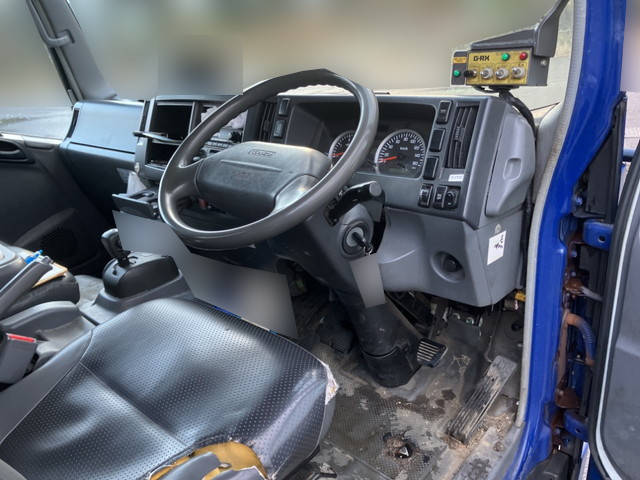 いすゞエルフパッカー車（塵芥車）小型（2t・3t）[写真31]