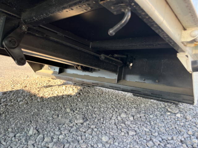 日野デュトロローダーダンプ小型（2t・3t）[写真14]