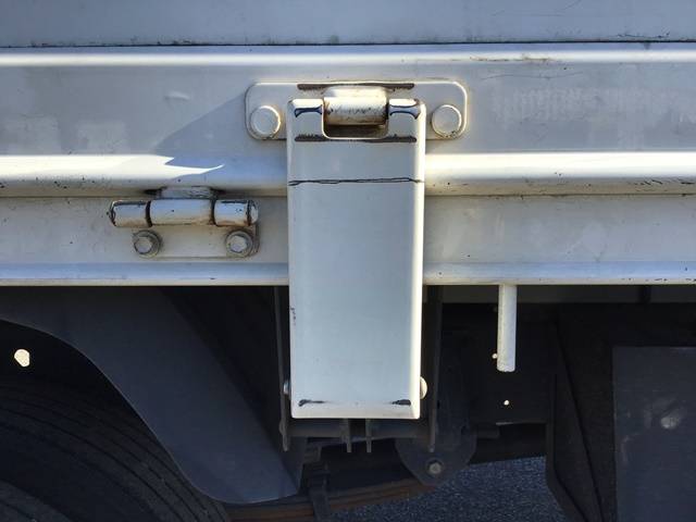 日野デュトロ平ボディ小型（2t・3t）[写真17]