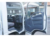 いすゞエルフ平ボディ小型（2t・3t）[写真17]