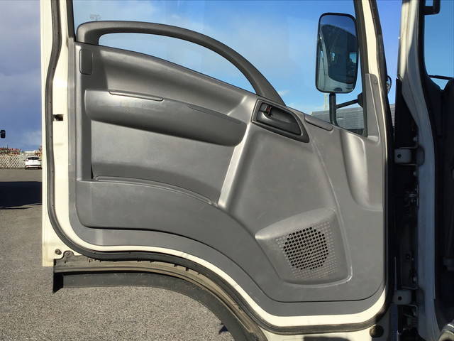 いすゞエルフ平ボディ小型（2t・3t）[写真22]